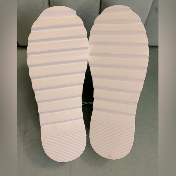 Anthropologie Maeve Puffy Slip On Mules in Silver size 10-11 NWT - Picture 6 of 9